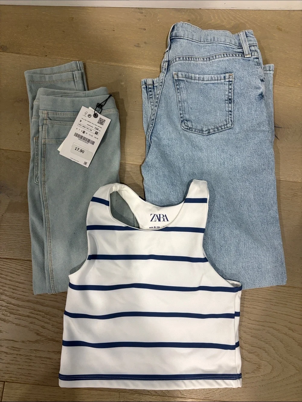 Zara girls Lot White and Navy Striped Crop Top